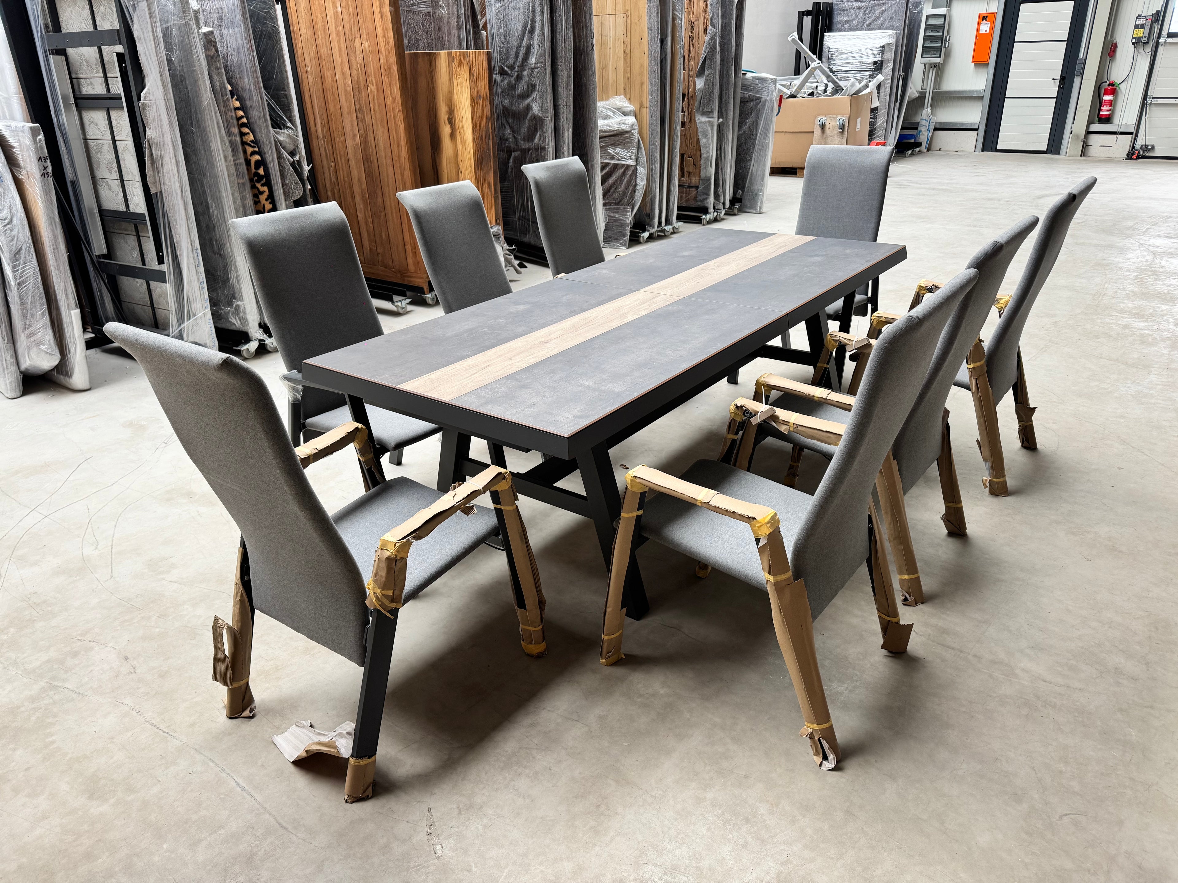 Tischgruppe HPL mit 8 Stühlen